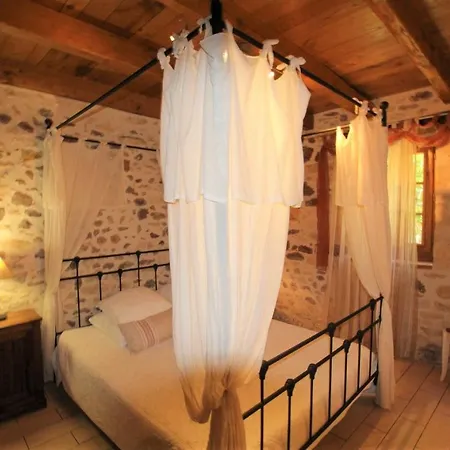 Le Mounard, Biron - Charming 2 Perigourdine Cottages With 2 Heated Pools * Biron (Dordogne)